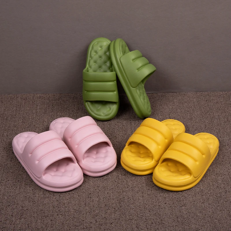 2021New Thicker EVA Sofa Slides Thick Sole Soft Indoor Slippers Men Women Anti-Slip Sandals Summer Bathroom Bath Platform Shoes
