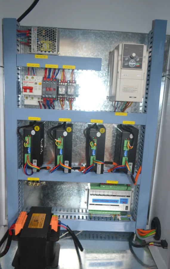 Китай хорошее качество Лучшая цена Алюминий акрил резка 1212 3 оси 3d гравировальный