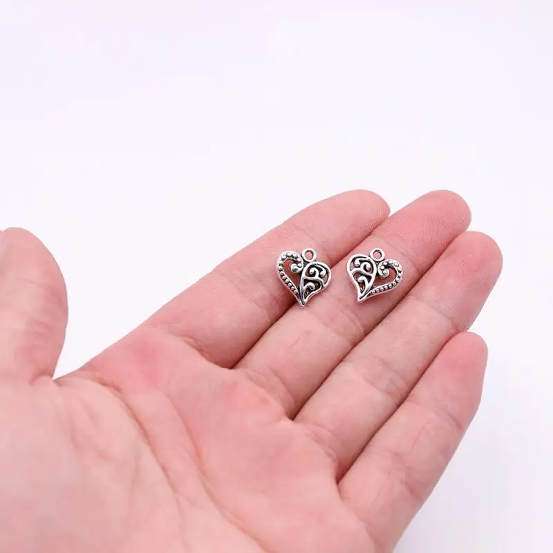 Оптовая цена Тибетский серебристый металлический амулет подвески с гравировкой