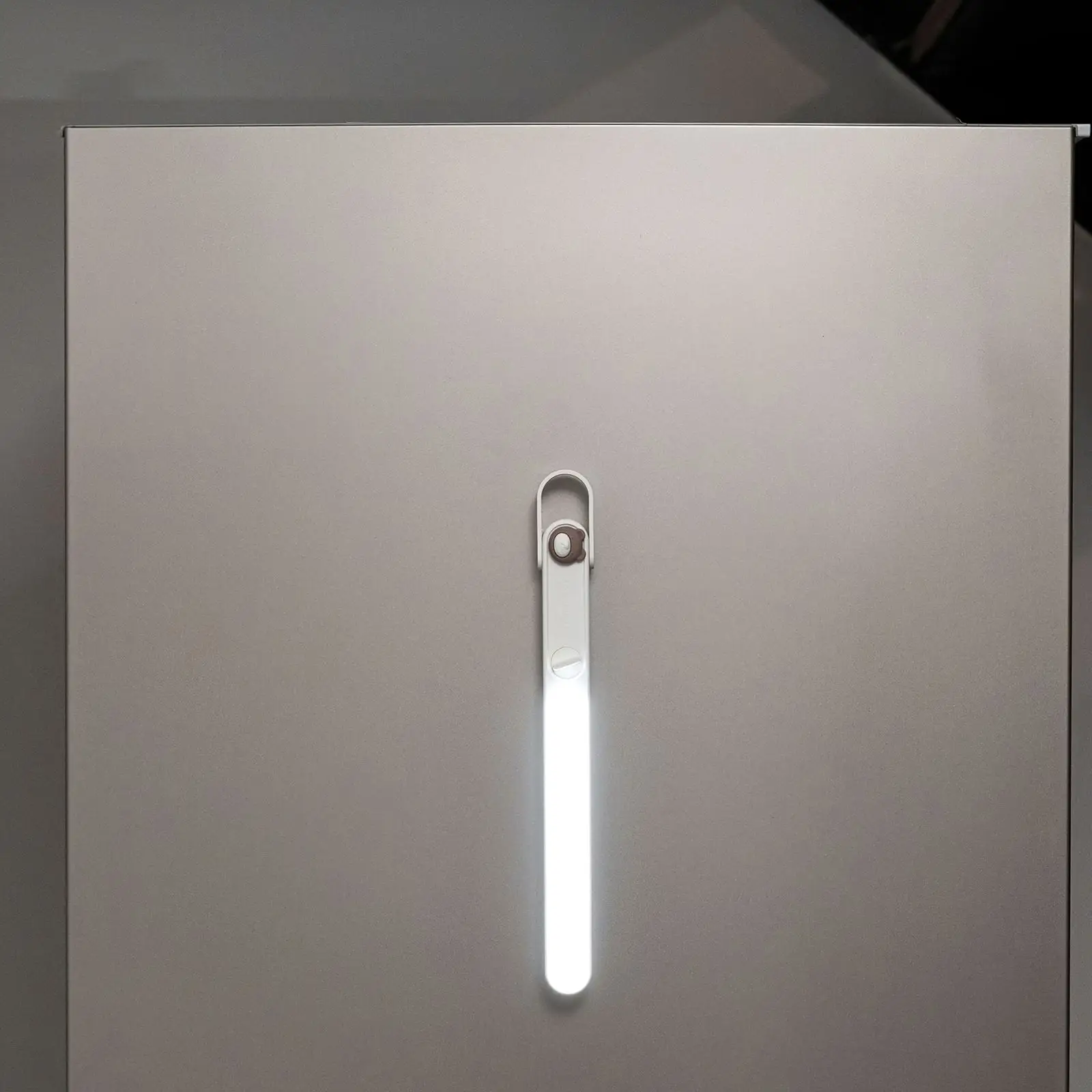 

1500mAh White Light Room Night Light Dimmable Wireless Wardrobe Light Rechargeable Magnetic Light Strip Light