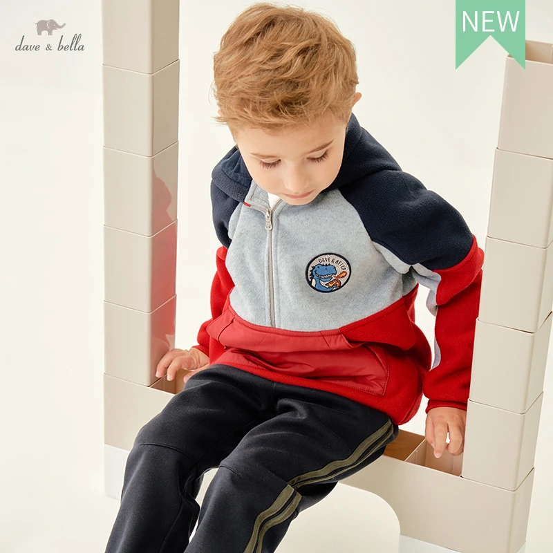 

DKH18849, Осенняя детская одежда в стиле Дейва Беллы для мальчиков, детская модная футболка с мультяшным принтом, высококачественные модные фут...