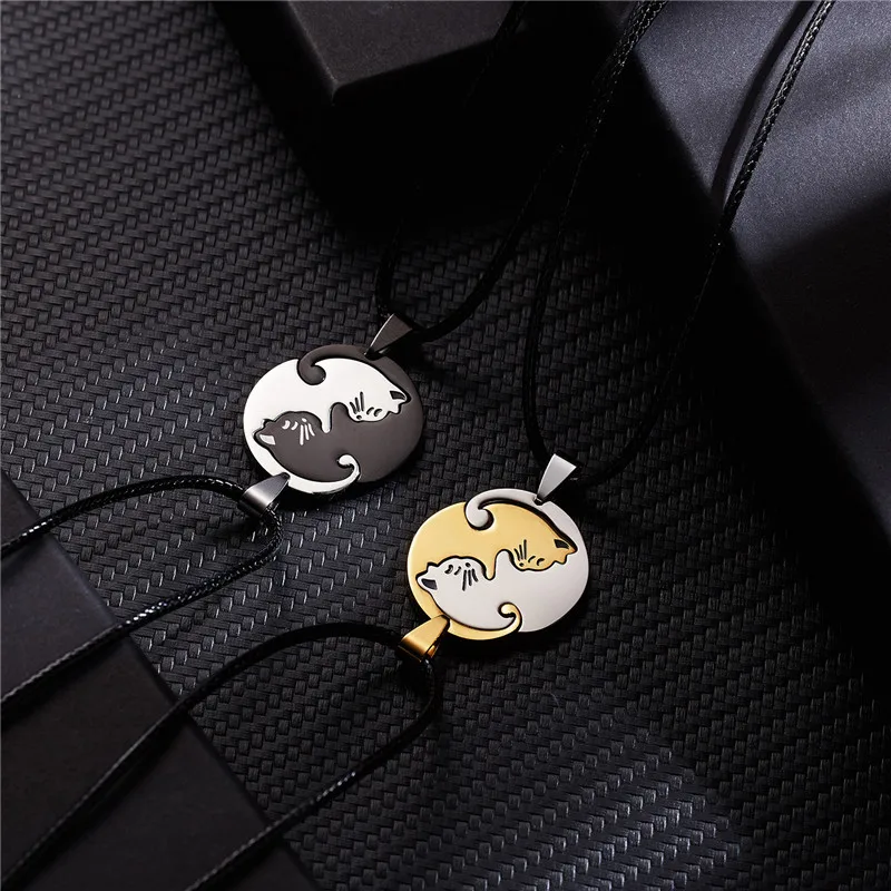 

Trendy Couple Gifts Necklace Stainless Steel Hugging Cat Pendant Necklace Cute Kissing Kitten Cat Necklace Romantic Jewelry Gift