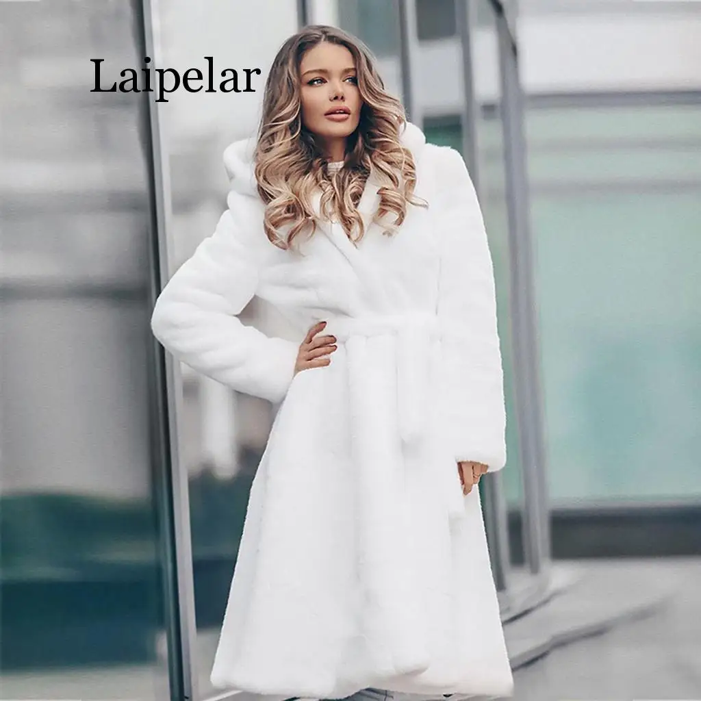

Куртка женская короткая из искусственного меха, батальных размеров, 2019