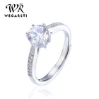 Кольцо женское из серебра 925 пробы с фианитами и муассанитом