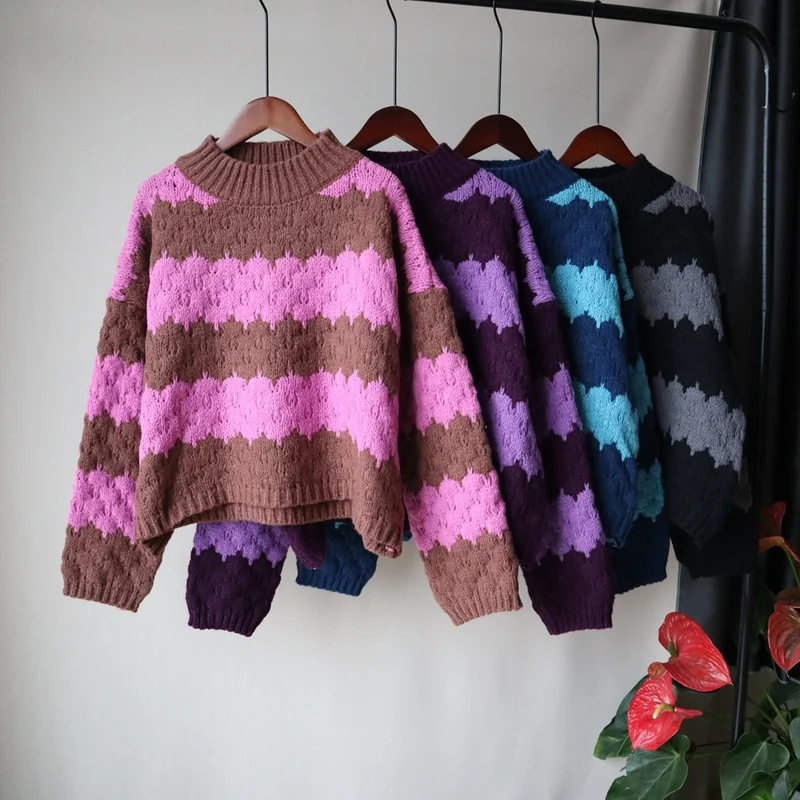 

Новинка Осень-зима 2022 модный контрастный свитер в полоску в стиле ретро пуловер с круглым вырезом Свободный Вязаный топ с длинными рукавами...