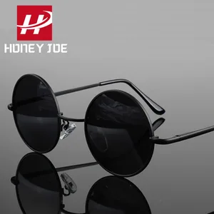 Очки солнцезащитные, классические, черные, с металлической оправой