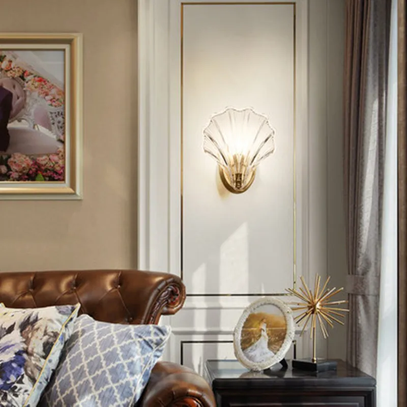 

New 2019 Luxury Crystal Glass Shell Luxury Gold Wall Lamp Lights Bulbs LED Light Bedroom Living Room Indoor Lighting Fixtures