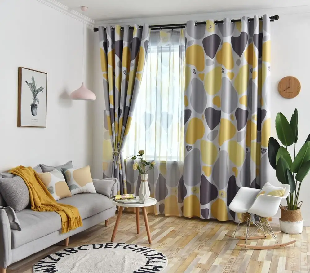 Плотные затемненные занавески с принтом тканевые для детской спальни гостиной
