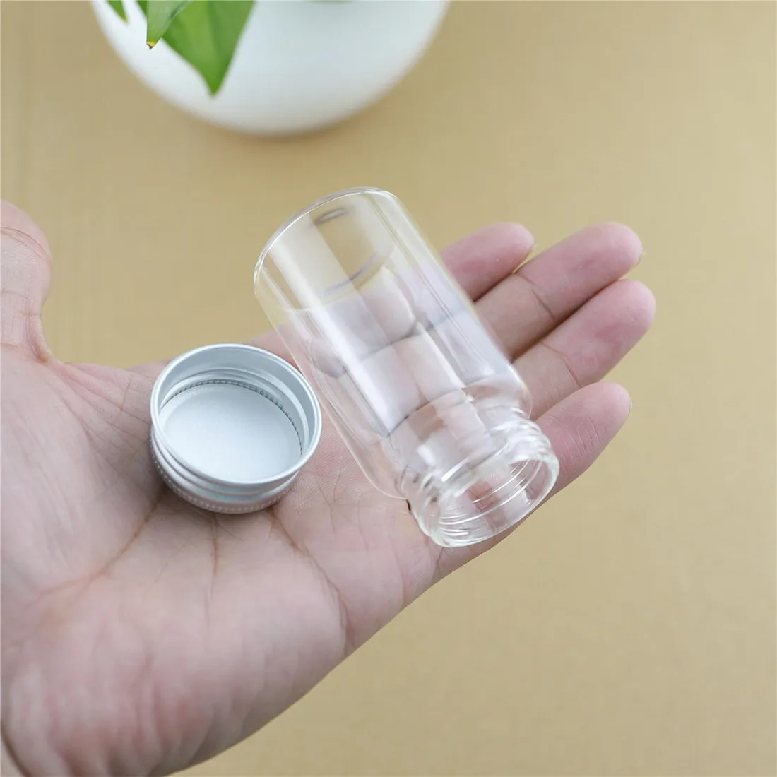 

24pcs/lot 37*70mm 50ml Glass Bottle Empty Mini Jar Container Small Diy DECORATIVE BOTTLES Glass Spice Storage Jars Containers