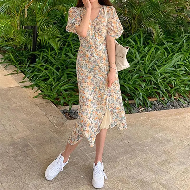 

Женское шифоновое платье-макси с пышными короткими рукавами и V-образным вырезом