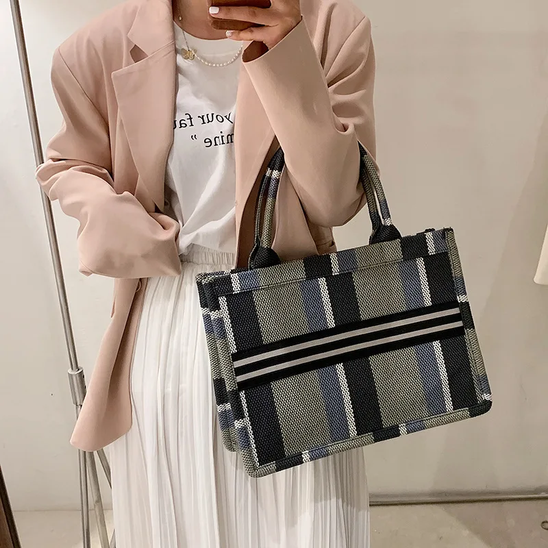 

Fashion Stripe Canvas Tote Women Handbag Brands Large Capacity Women's Shoulder Bag Casual Shopper Bags for Women 2021 Purses