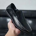 Oryginalne buty skórzane mokasyny jesienne i zimowe nowe męskie oddychająca miękka podeszwa trend wszystkie mecze business casual skórzane buty