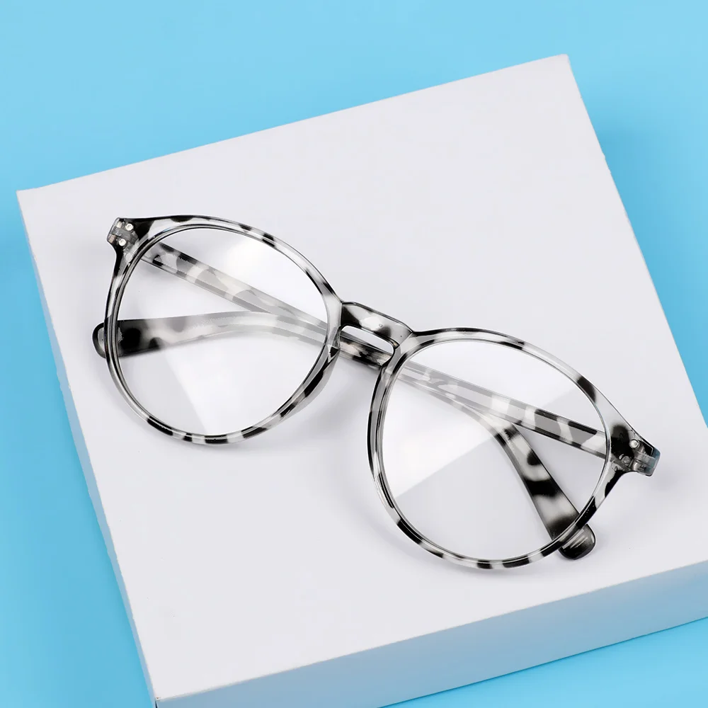 

Black Leopard Print Round Frame Eyeglasses Unisex Myopia Glasses Vintage Flat Mirror Eyewear UV Protection Anti Blue Light