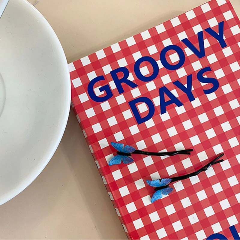 

2021 Summer Hot Butterfly Hair Clips Claw Barrette for Women Girls Mini Wedding Hairpin Headdress Hair Accessories