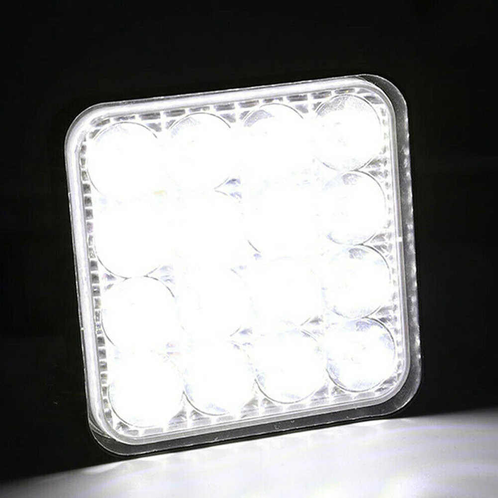 

4Pcs 48W Flood Beam Bar Car SUV ATV Off-Road Driving Fog Lamps 16LED Work Light 12V/24V Waterproof Dust-proof Working Lamp