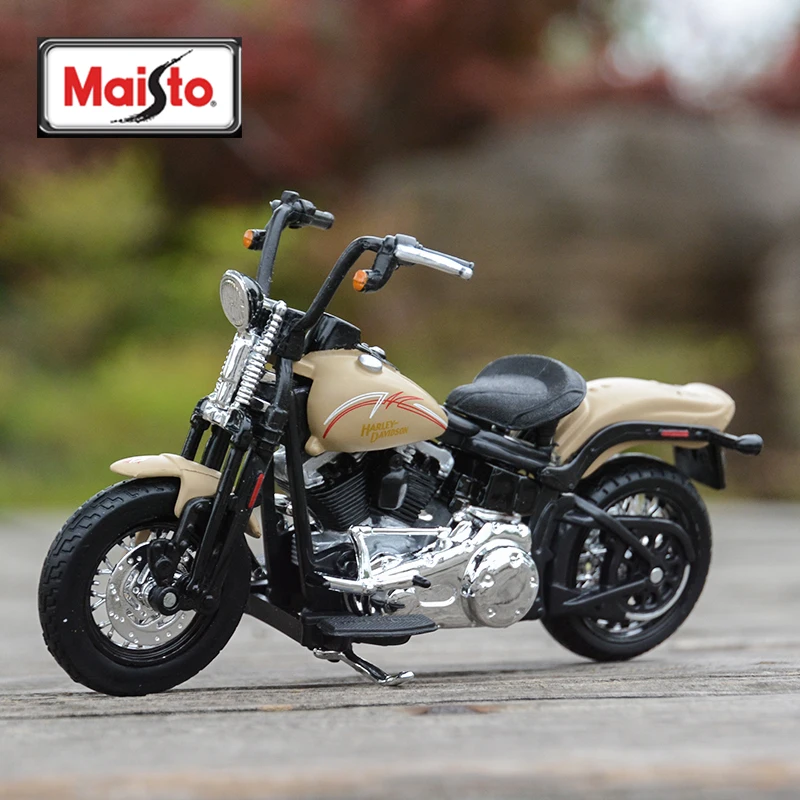 Maisto 1:18 2008 FLSTSB крест кости литья под давлением сплава модель мотоцикла