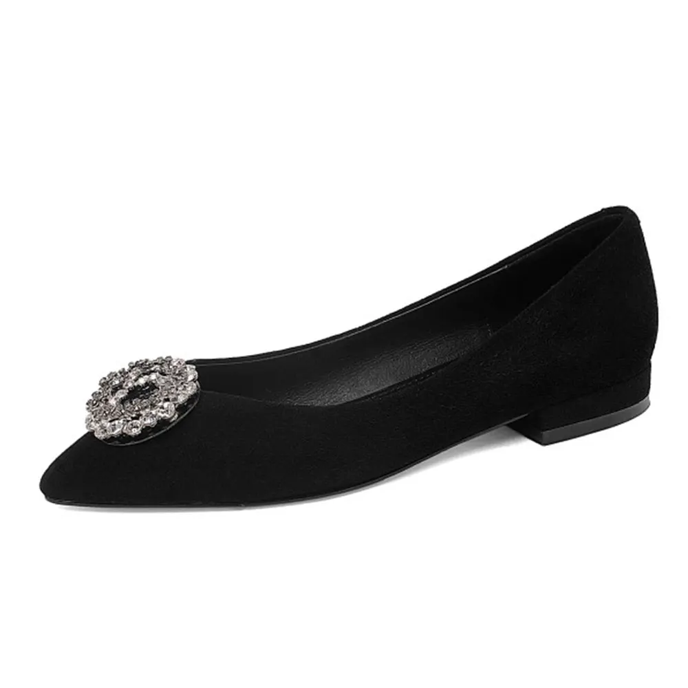 Женская обувь из натуральной кожи на плоской подошве с металлической пряжкой и