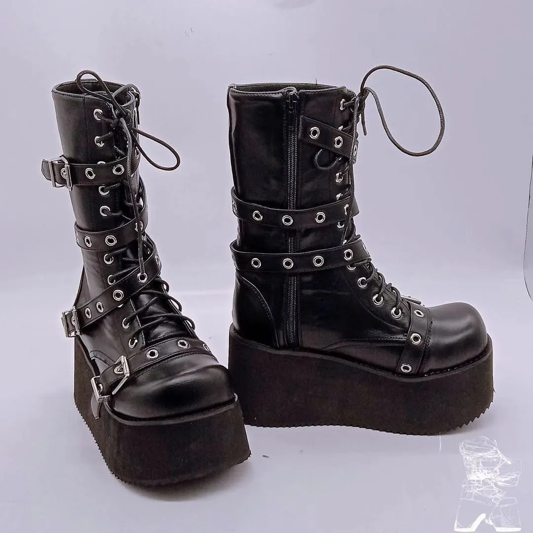 

Plus Size 43 Autumn Women Boots Buckle Round Toe Wedges Platform Boots Punk Goth INS Women Street Shoes Combat Boots for Women