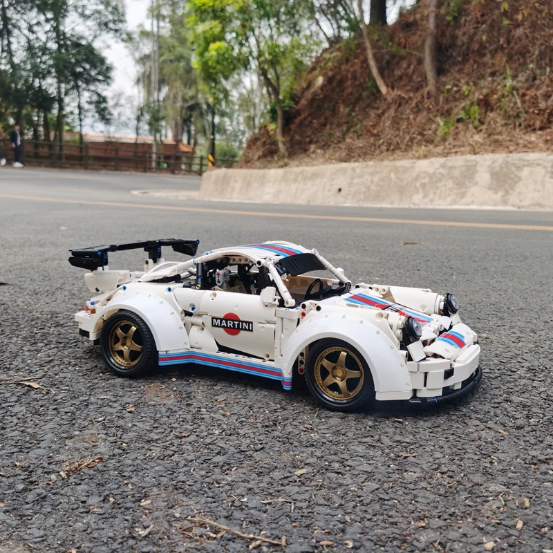 

2021 Новый YC-QC016 2125 шт. высокотехнологичной серии супе игрушечный автомобиль 1:10 модель конструкторных блоков, Детские кубики, игрушки подароч...