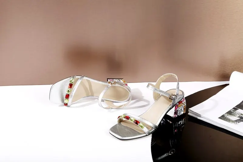 MORAZORA/Новые модные летние туфли из натуральной кожи высокого качества женские босоножки однотонные свадебные туфли со стразами на среднем каблуке для выпускного