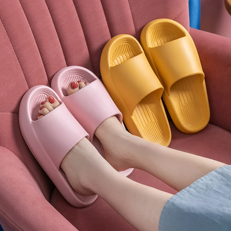 

Hot Summer Women Slides Thick Sole Men Bath Slippers Soft EVA Lovers Bedroom Platform Shoes Non-slip Lightweight Indoor Sandals