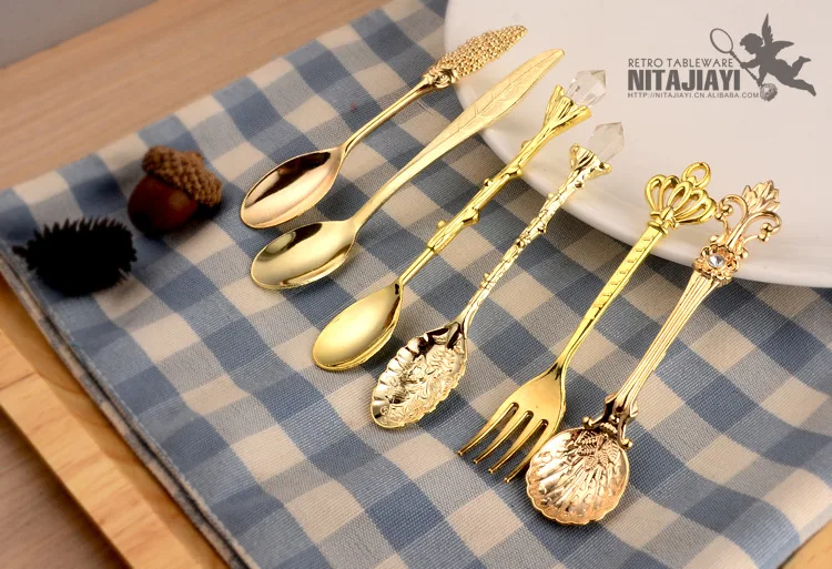 

Coffee spoon Coffee Spoon Set kitchen gadgets 2020 Dessert spoon Palace style coffee spoon A stirring spoon Western fork