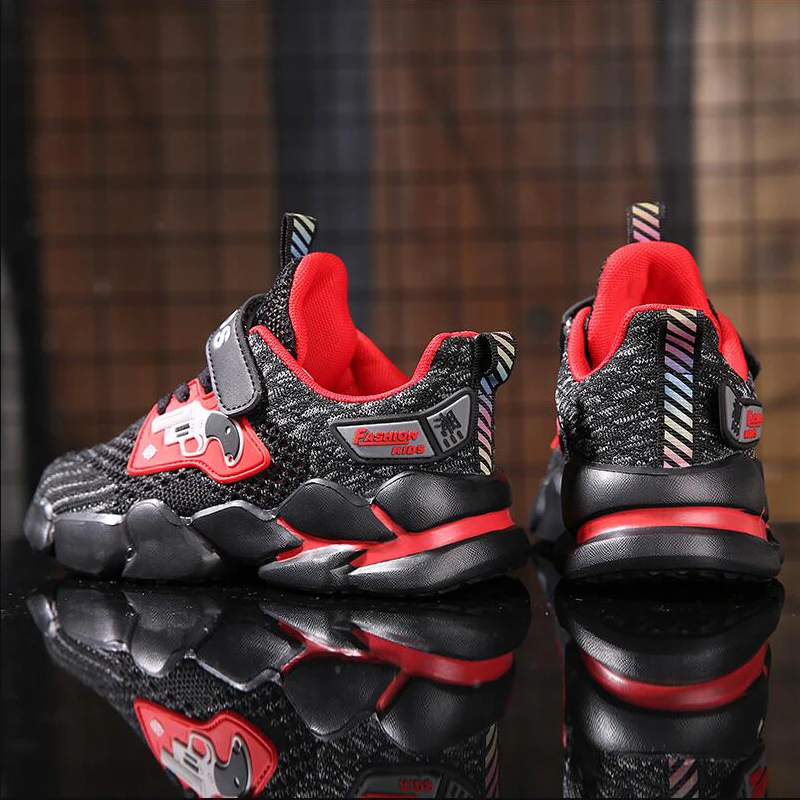 Новинка Детская спортивная обувь для мальчиков Кроссовки девочек Модная