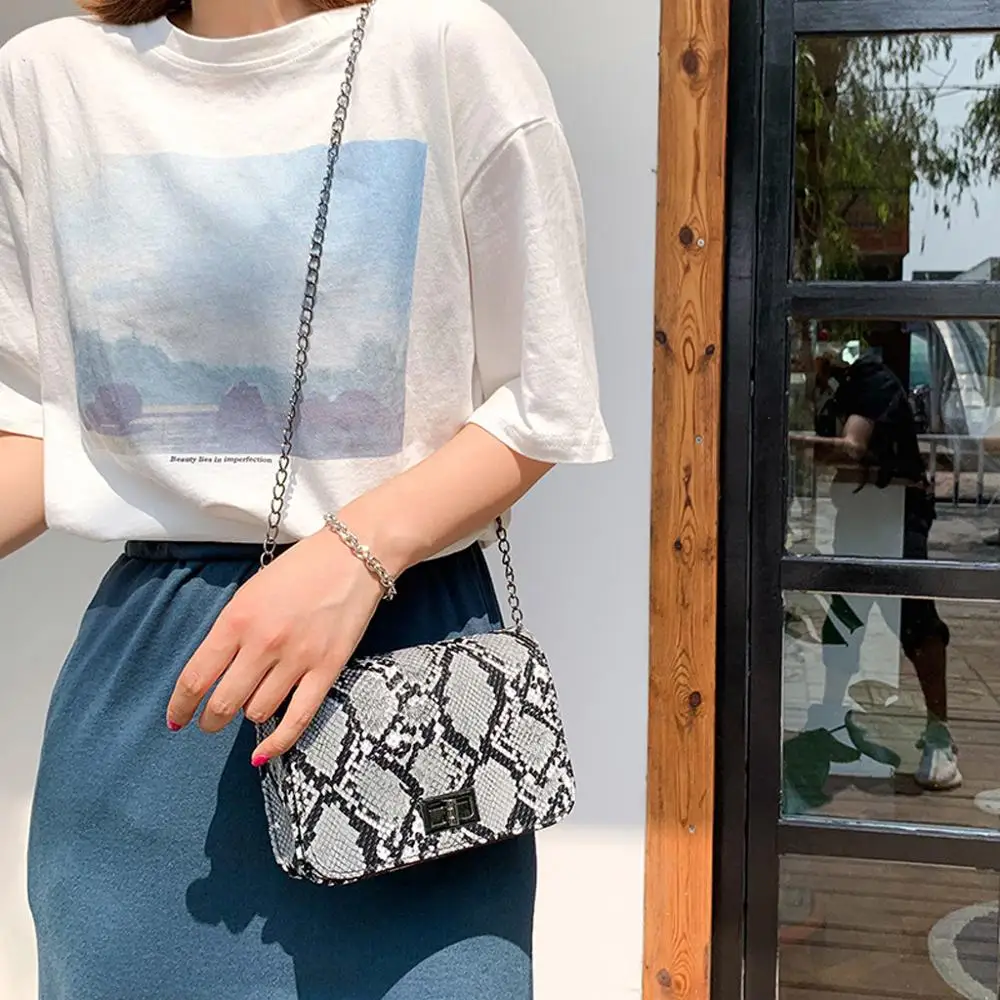Роскошные сумочки женские сумки со змеиным принтом маленькие квадратные через