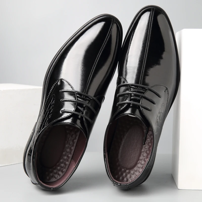 Коричневые дизайнерские Искусственные кожаные туфли для мужчин Итальянская