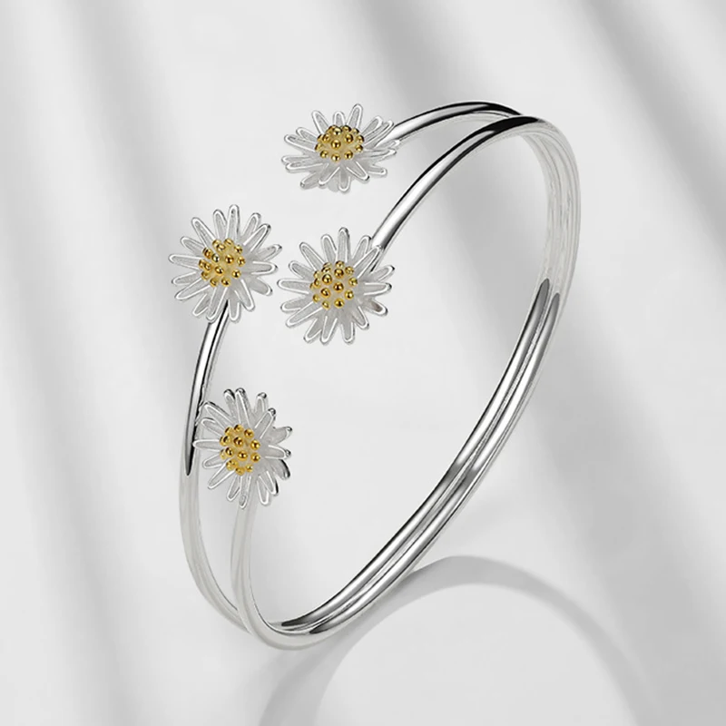 

Fashion Silver Color Lotus Flower Daisy Bracelet For Women Knot Spiral Open Wrap Bangle Wedding Jewelry Charm Accessories Gifts