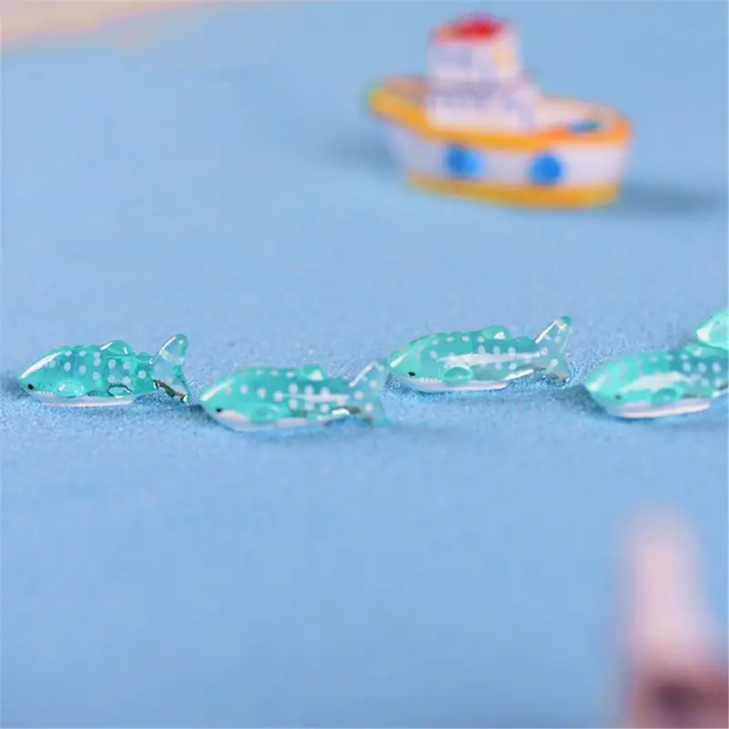 

6pcs/lot Mini Cute Doll Spot Shark Fish Figurine Miniature Fairy Action Toy