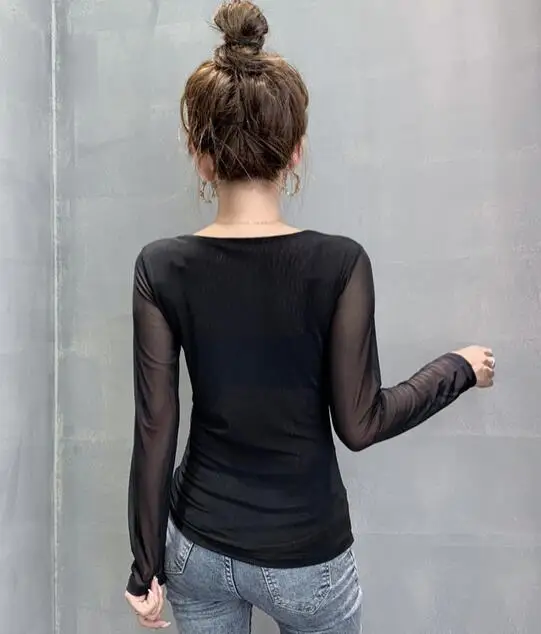 

Women's mesh hot drilling V-neck long-sleeved t-shirt Slim bottoming shirt