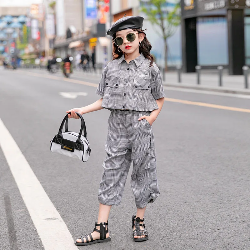

Girls' summer suit 2021 new Korean fashion kids' wear short sleeve children's fashionable check work clothes two sets 7-114