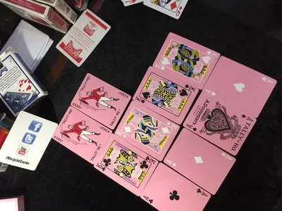 Tally Ho обратный Прекрасный Игральные карты круг обратно красочные палубе Ellusionist