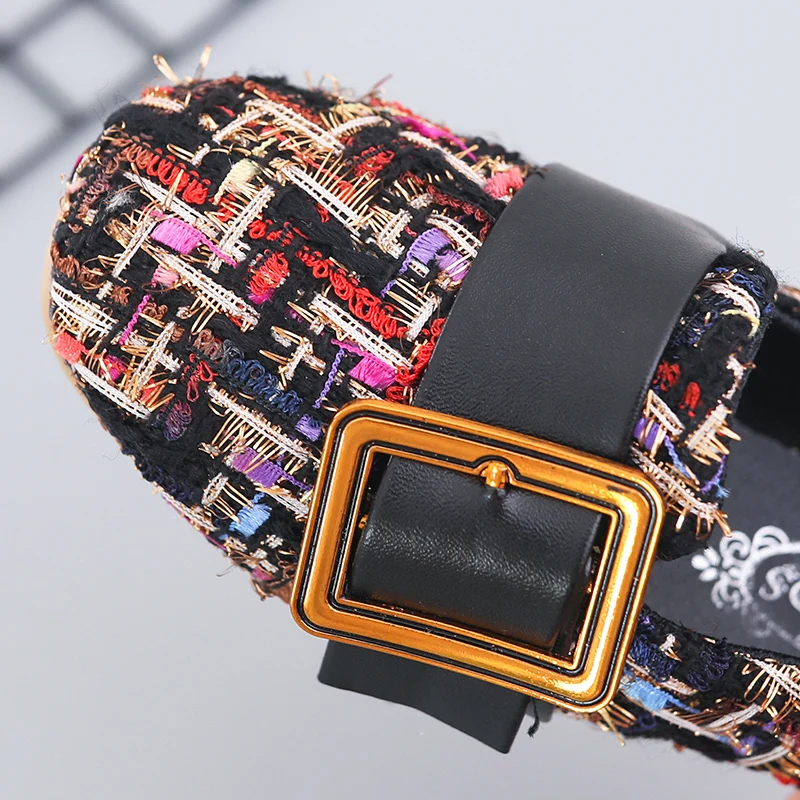 Туфли на плоской подошве для девочек модные весенние детские разноцветные