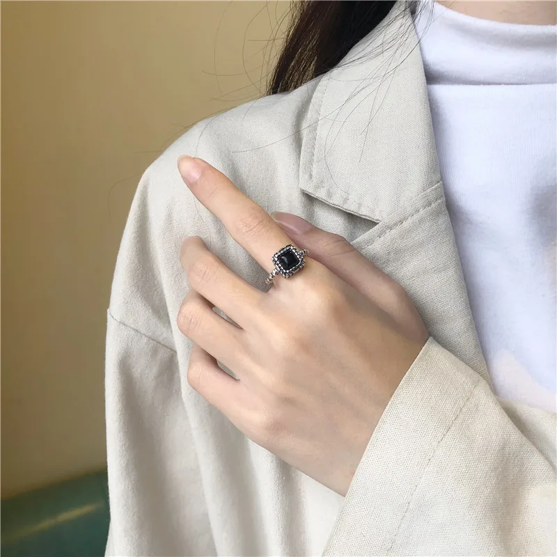 Новое модное крутое кольцо из черного камня для мужчин и женщин простое Открытое