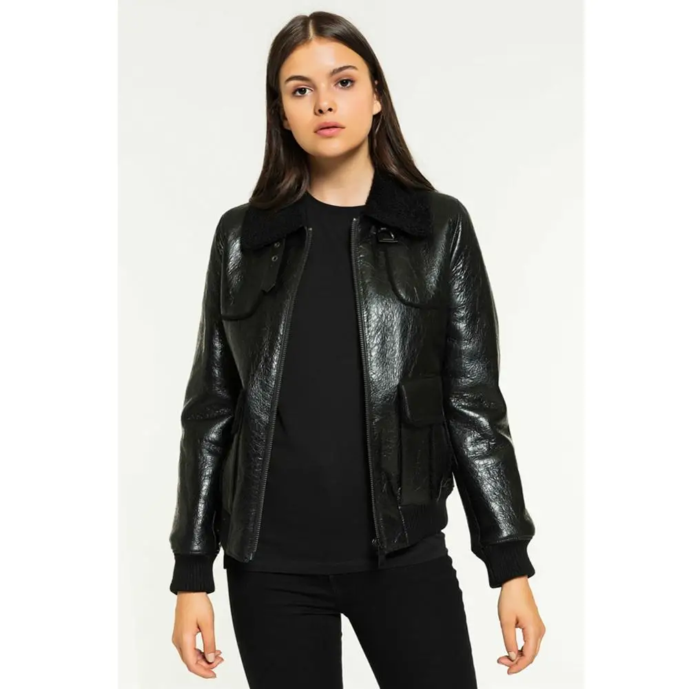 2019 New Womens Black Shearling Jacket Turkey Sheepskin Coat College Outwear Short Leather Jacket Fur Coat