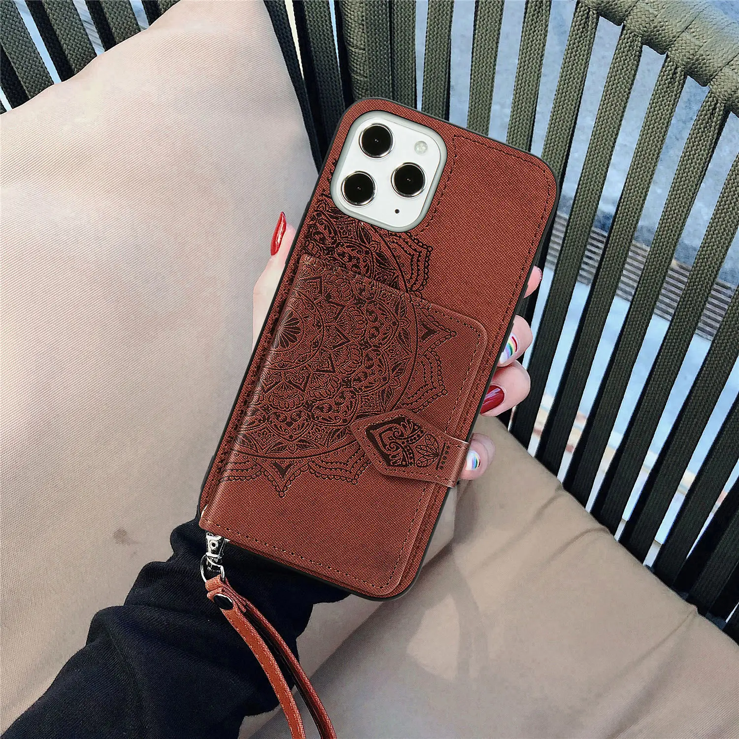 

Fashion Wallet Phone Case for iPhone 11 Pro Max SE 2020 12 Mini XR XS X 6S 7 8 Plus Fundas Shockproof Card Slot Lanyard Cover