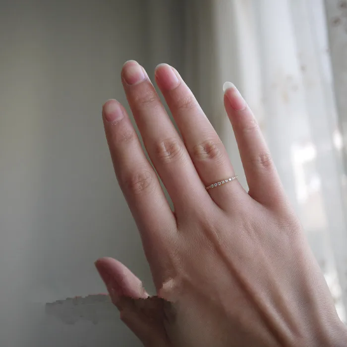 14k Золотое кольцо с тонким кристаллом для укладки изящное минималистичное в виде