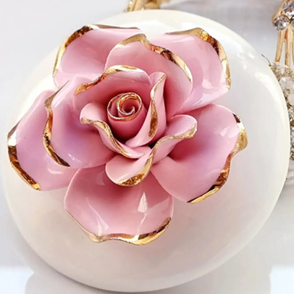 Скандинавский контур Розы пиона в золотых керамических цветах с крышкой