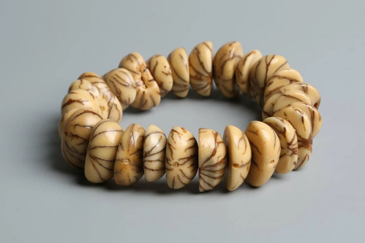 Полукруглые бусины тибетские семена Бодхи 12x15 мм золотая линия браслет