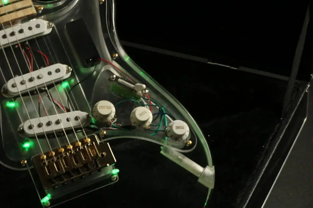 Акриловый корпус st электрогитара ra клен шеи звукосниматели sss рычаг тремоло для