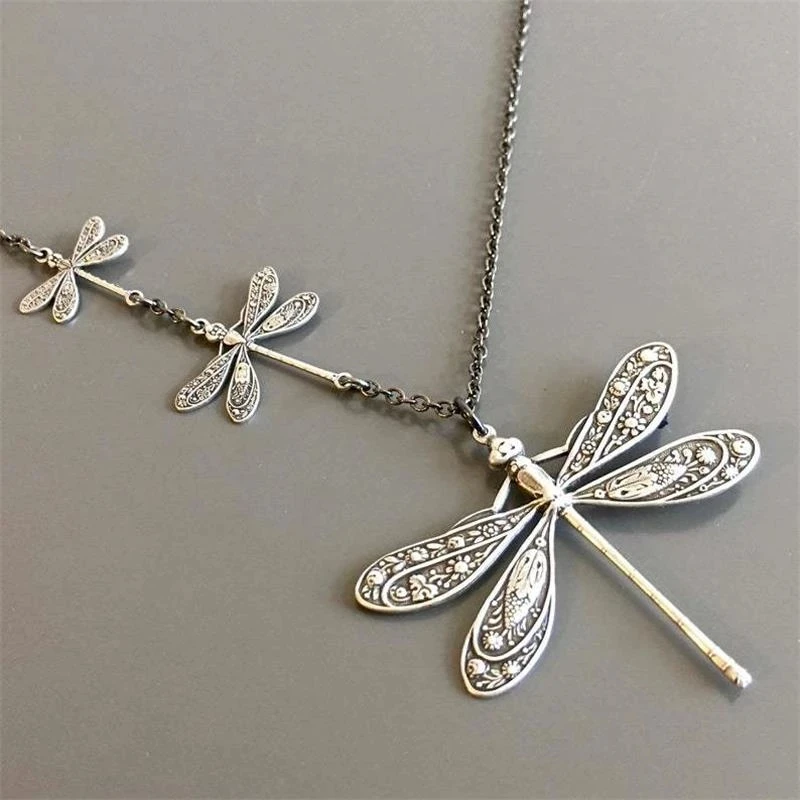 

Vintage Boho Creative Dragonfly Pendant Necklace Ladies Party Statement Jewelry Ladie Silver Birthday Valentine's Day Gift