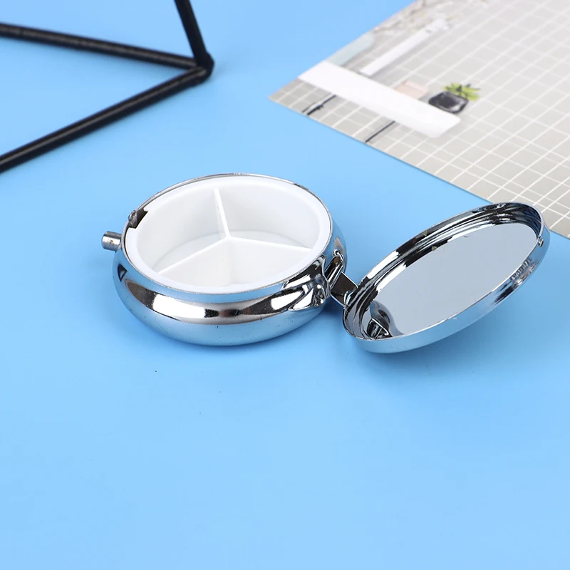

Metal Pill Cutter Medicine Organizer Portable Pill Box Makeup Storage Container Pastillero Pildoras Estuche Folding Pill Case