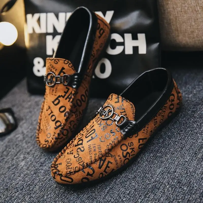 

Fashion trendy Letters Decorated PU Leather Men Moccasins with PU Material and Fabric Lining Zapatos Para Hombre Big Size 39-44