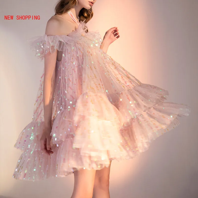 

2023 Summer Designer Women Slash Neck Halter Sexy Cake Midi Dress Luxurious Womans Mesh Sequins Runway Party Mini Dresses Shiny