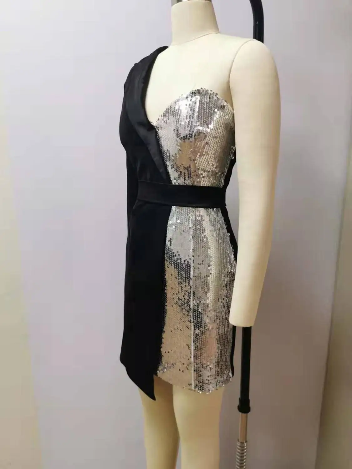 Robe Femme лоскутное зимнее платье с одним плечом 2019 сексуальное хлопковое v-образным