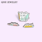 Карандашом эмали штырь пишут на забавные броши 