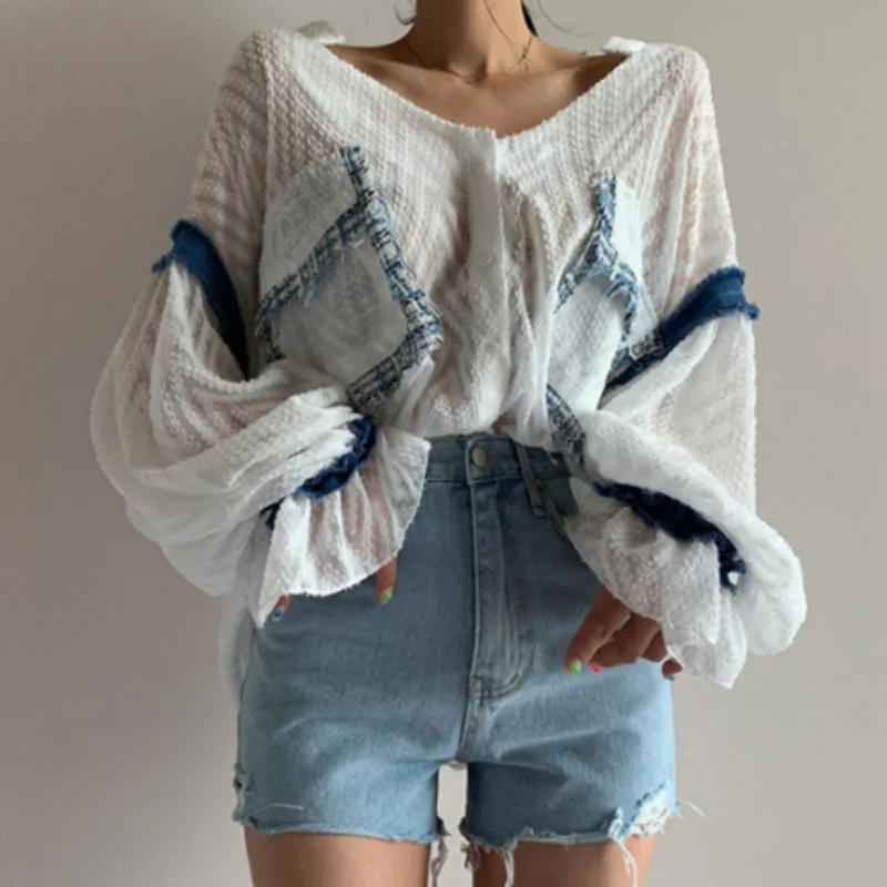 

Женская блузка с V-образным вырезом, Расклешенным рукавом