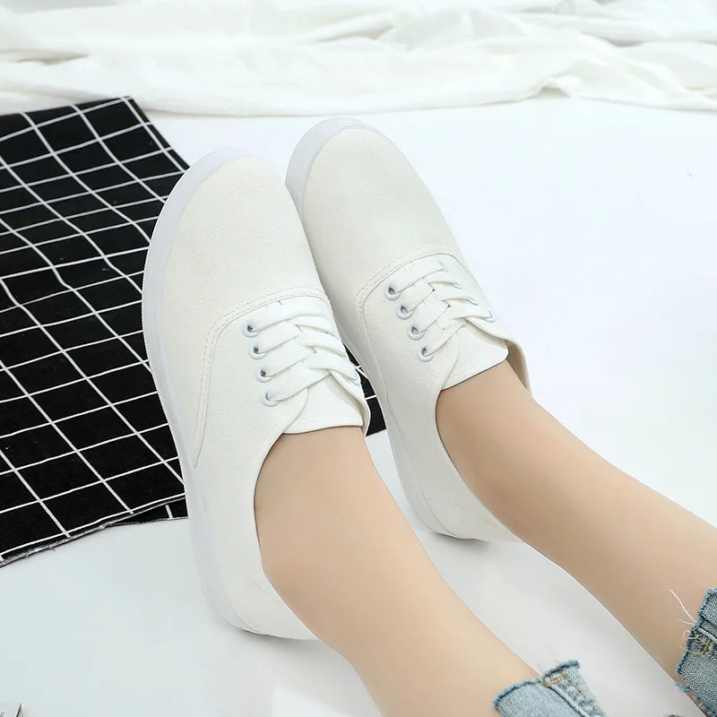 

New Sneaker Woman's Autumn Lace-up White Shoe Soft Face Sole Canvas Shoes Breathable Pure Color Candy Student Casual Shoe Female